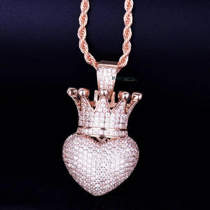 Pendentif en argent 925 plaqué or rose en forme de cœur avec diamant moissanite, bijoux de luxe unisexe - Product Image 1