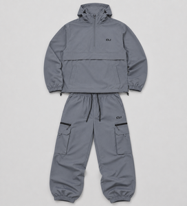 ชุดแจ็คเก็ตฮู้ด Anorak พรีเมียมเทคแวร์ กางเกงคาร์โก้จ็อกเกอร์ ชุดเซ็ต unisex เสื้อกันลมน้ำหนักเบา ชุดออกกำลังกายแบบ Co-Ord บริการ OEM ODM - Product Image 5