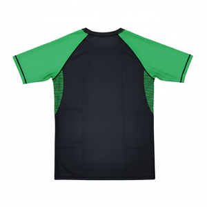 Maillot de compression de sport MMA Karaté à manches courtes pour homme, en polyester et élasthanne 200 GSM, ajusté - Product Image 4