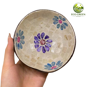 Tazón Hecho a Mano con Incrustaciones de Madreperla en Cáscara de Coco, Ecológico, Sostenible, Vajilla Moderna para Acción de Gracias, Día de la Madre, Vietnam - Product Image 4