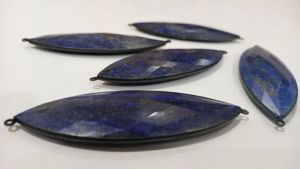 Conectores de Bisel Oxidado Negro con Piedra Preciosa Natural Lapislázuli en Forma de Marquesa de 3 Pulgadas de Largo - Product Image 2