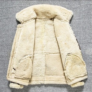 Blouson aviateur en cuir d'hiver haut de gamme avec col en fourrure luxueux, design respirant, coupe confortable et chaude, et service de personnalisation de marque - Product Image 5