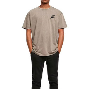 T-shirt décontracté effet délavé au soleil avec texture lisse – Confortable et idéal pour le style de vie - Product Image 1