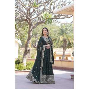 Livewear desinger Green lehenga choli 1500กรัม - Product Image 1