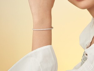Pulsera de Diamantes de Laboratorio en Oro Blanco con Corte Redondo, Joyería Fina de Lujo - Product Image 4