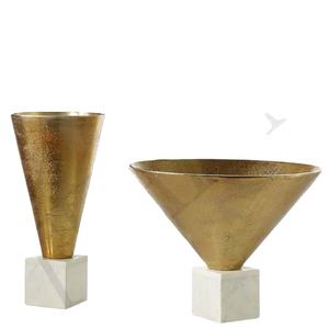 Florero de METAL para Decoración de mesa, jarrón de diseño de flores, florero de diseño moderno para decoración de boda, decoración de lujo para el hogar - Product Image 1