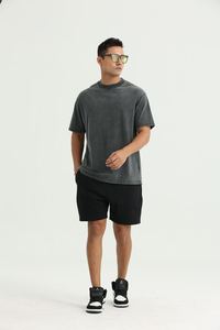 T-shirt décontracté noir uni de haute qualité pour homme, style simple et sombre, tissu brodé de qualité supérieure, prix bas - Product Image 1