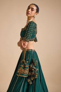 Conjunto de Lehenga Choli Bordado en Verde, Traje Tradicional Indio para Bodas, para Mujer - Product Image 5