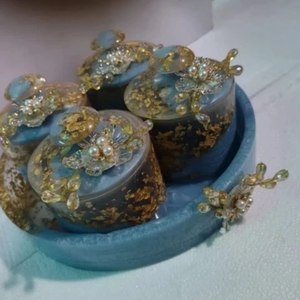 Ensemble de pots à épices en résine écologiques au design luxueux, couvercles en résine, contenants hermétiques, capacité de 301 à 400 ml, forme cylindrique - Product Image 3
