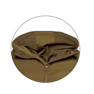 Chaqueta de Invierno con Capucha y Logotipo Personalizado para Hombre, Chaqueta Acolchada Impermeable y Transpirable de Tela de Poliéster con Estampado de Letras, Estilo Vintage - Product Image 3