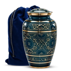 Urna Clásica Azul Marino con Adorno Floral, Recipiente Conmemorativo de Metal con Tapa Segura y Detalles en Oro Refinado - Product Image 6