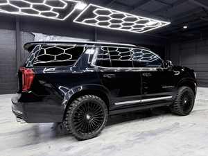 MINT 2021 Yukon Denali Premium 4x4 Motor 6.2 V8 - Product Image 2