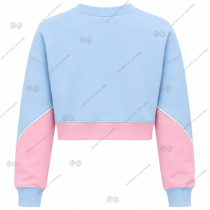 เสื้อสเวตเชิ้ตครอปปักลายสีสันตัดกันสำหรับผู้หญิงจากบริษัทกรีกแจ็คแอนด์จิลออฟอเมริกา อิงค์ ขายส่ง เสื้อผ้าสั่งทำสำหรับชมรมนักศึกษา - Product Image 4
