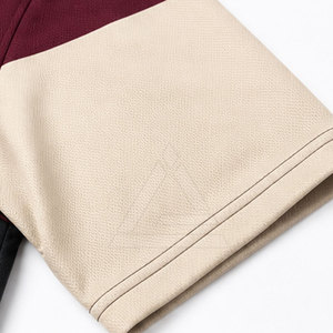 Maillots de jeu surdimensionnés pour hommes avec tissu performant, coupe décontractée, couleur personnalisée et design de merchandising créateur - Product Image 4