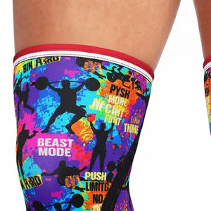 Rodillera de Neopreno Transpirable de 7mm para Entrenamiento, Levantamiento de Pesas y Flexiones, con Diseño de Camuflaje - Product Image 3