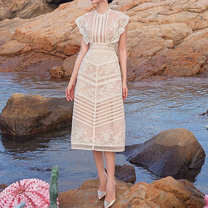 Robe longue unie à manches longues pour femme, avec logo personnalisé, tendance printemps-automne, ajourée en dentelle, collection très prisée - Product Image 1