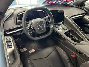 Chevrolet Corvette Stingray 3LT Convertible Usado del 2025 - Product Image 3