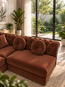 Sofá Contemporáneo Esmeralda Origin Terracota con Botones, Respaldo Acolchado Ecológico y Brazos Enrollados para Apartamento, Sala de Estar o Villa - Product Image 3