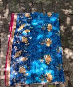 Serviette de cuisine Kantha multicolore de haute qualité 26 x 20 pouces – Serviette décorative et de nettoyage élégante pour la cuisine – Exportation en gros durable - Product Image 4