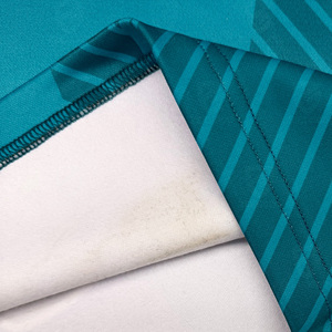 Chaqueta Deportiva Personalizada de Diseño Ligero con Estampado Retro y Logotipo de los 80s, Chaqueta Cortavientos de Nailon con Cierre de Cremallera para Hombre - Product Image 6