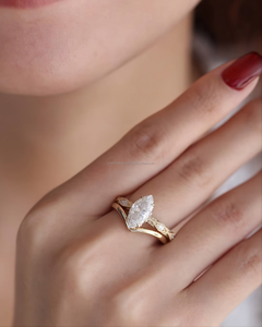 Anillo de compromiso de boda de oro de 14K Arin Eternity Band IGI/GIA Oval Lab Grown Diamond Rodio Plateado Joyería para mujeres Lab Created - Product Image 1