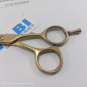 กรรไกรตัดผมมืออาชีพ HI-HCS-1320 ยี่ห้อ Customized Brand ด้ามจับลายมังกรทอง ขนาด 5.5"-6" ผลิตจากเหล็กญี่ปุ่น สำหรับตัดและซอยผม - Product Image 5