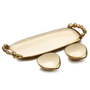 Plateau de service Aura Serve Glam en aluminium écologique et durable avec bord doré, deux bols, 15,7 pouces de long, pour la présentation des aliments - Product Image 2