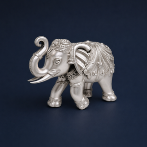 Estatuilla de Elefante en Plata 999 sobre Latón, 100% Latón Hecho a Mano, 2.5x2.2x3.2 cm, 35g, Decoración Tradicional Hathi Murti Puja - Product Image 1