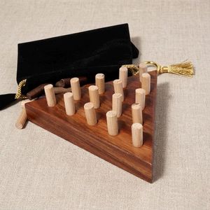 Juego de Solitario de Triángulos de Madera Hecho a Mano de Primera Calidad, Clásico Juego de Ingenio Triangular, Rompecabezas Educativo para el Desarrollo del Coeficiente Intelectual - Product Image 5