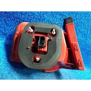 Feu arrière extérieur droit d'occasion pour Passat, référence OEM 3C5945096H - Product Image 5
