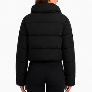 Parka d'hiver coupe-vent pour femme avec isolation de qualité supérieure, revêtement hydrofuge et poches utilitaires fonctionnelles - Product Image 2