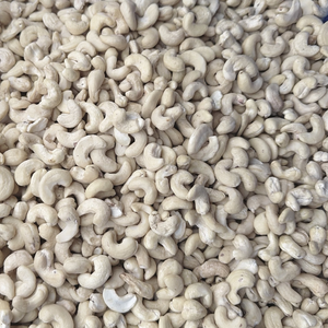 Wholesale Vietnamese Roasted Cashew <b>Nuts</b> Ww180 Cashew <b>Kernels</b> Santigo Cashew Vietnam Cheap Price, OEM ODM Packaging - Product Image 1