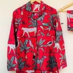 Conjunto de Pijama con Estampado Animal Rojo, Manga Larga, Cuello Camisero, Corte Holgado, Ropa de Dormir para Mujer, Ropa de Verano - Product Image 6