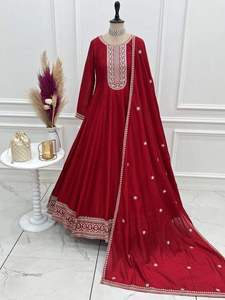 Robe Anarkali en soie Vichitra lourde avec broderie Jari et travail de sequins, manches Churidar, dupatta assorti (MPY 72) DC - Product Image 6