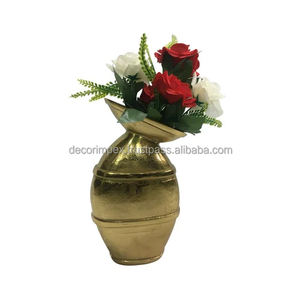 Jarrón Decorativo Dorado de Aluminio Hecho a Mano, Moderno, para Flores de Boda, con Diseño Texturizado/Acanalado, Ecológico, de Alta Calidad, para Mesa - Product Image 3