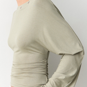 Top corto de verano para mujer de alta calidad, transpirable, de jersey, ajustado, con ojales, acanalado, de color liso, con hombros caídos y manga murciélago. - Product Image 6