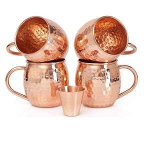 Mug en cuivre avec surface martelée, apportant une sophistication classique et une touche artistique aux boissons - Product Image 3