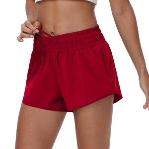 Shorts de course légers pour femmes, personnalisables avec logo OEM, séchage rapide, respirants, couleur unie, avec indication de la taille. - Product Image 1