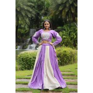 Faux Georgette traditionnelle avec fil à paillettes lourd travail brodé Lehenga Choli - Product Image 4