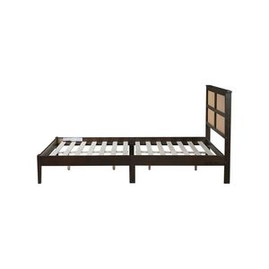 Letto matrimoniale in legno color espresso con testiera in rattan e piedini di supporto in legno massello di gomma - Product Image 1