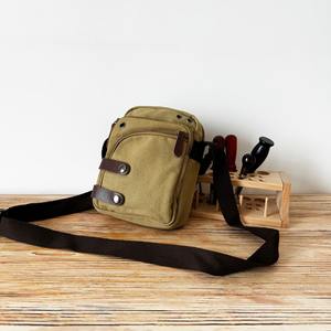 Sac bandoulière unisexe en cuir et toile, style rétro, étanche, avec fermeture éclair, pour voyage et randonnée, fournisseur LCSB-0019 - Product Image 1