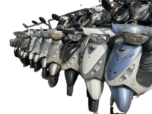 Venta al por Mayor de Scooters y Motocicletas Usadas de Japón, Yamaha, Kymco, SYM, Suzuki, en Buen Estado - Product Image 2