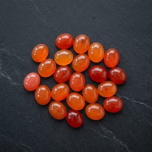 Carnelian naturel lisse de qualité AAA+ - Cabochon rond calibré 7x5mm - Pierre précieuse en vrac pour la fabrication de bijoux professionnels - Product Image 1