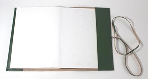 Office Supplies Customizable Vintage Handmade Recycled Cotton <b>Paper</b> Refillable <b>Plain</b> Green Color Cover Leather Journal - Product Image 4