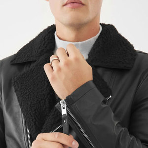 Veste moto en cuir véritable pour homme, col rabattu, fermeture éclair, coupe ajustée, doublure en fausse fourrure, manches classiques, vêtements d'hiver - Product Image 6
