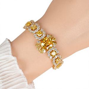 Bracelet à breloques en moissanite plaqué argent 925 AMBER JEWELS, taille baguette, sertissage en canal, géométrique, minimaliste, unisexe, pour usage quotidien - Product Image 2