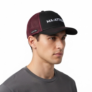 Gorra Trucker Negra y Borgoña para Hombre, con Logotipo Bordado Personalizado, Malla Trasera, Ajustable, Estilo Urbano - Product Image 2