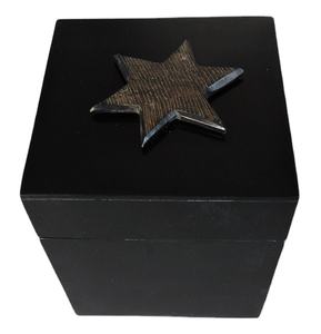 Bois et résine cubique poli à la main de haute qualité type de cadeau boîte à bijoux emballage de bijoux boîte à bijoux en bois - Product Image 1