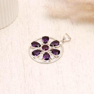 Pendentif en argent sterling avec améthyste : Bijou audacieux en forme de goutte d'eau (Pierre de naissance de février) - Product Image 1