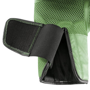 ถุงมือฝึกซ้อมมวย Daizen Star Green PU ขนาด 10 ออนซ์ พร้อมสายรัดข้อมือปรับได้ บรรจุภัณฑ์ปรับแต่งได้ สำหรับผู้ใหญ่ทุกเพศ - Product Image 3